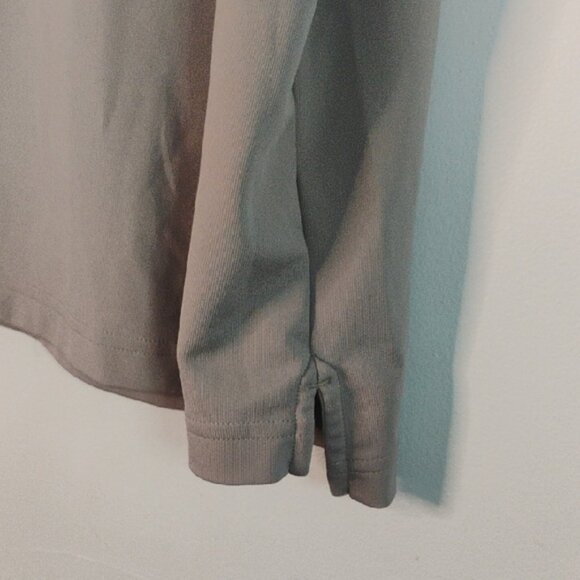 Under Armour Gray and Orange Performance Polo Shirt Heat Gear Classic Design XL - Picture 6 of 7